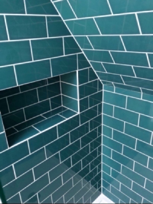 Укладка плитки и сантехнические работы - 84 фото